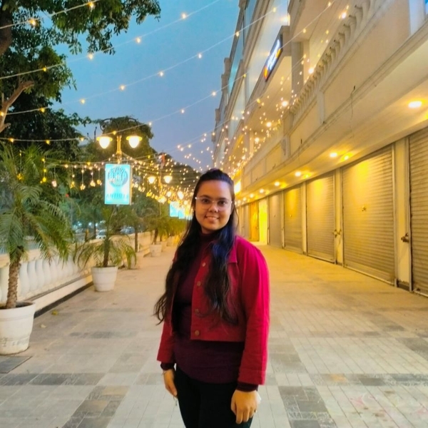 Tanu - Tuition teacher - Agra