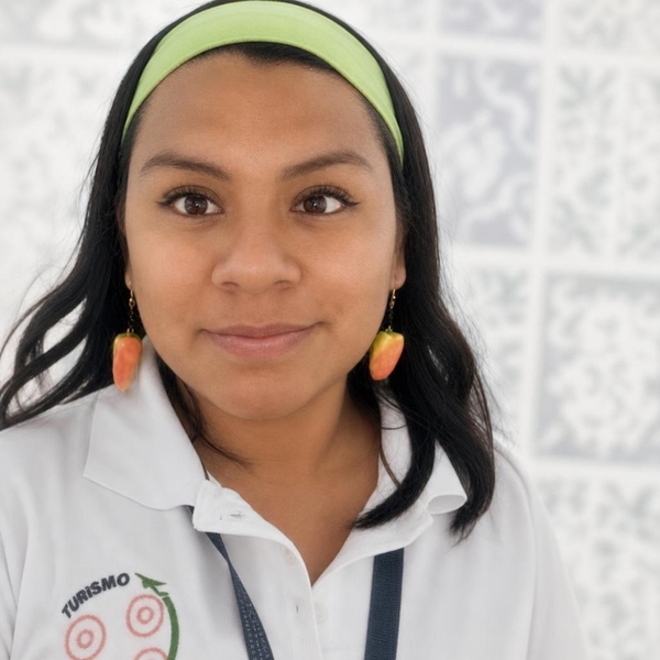 Mariana - Profesor de matemática - Pachuca de Soto