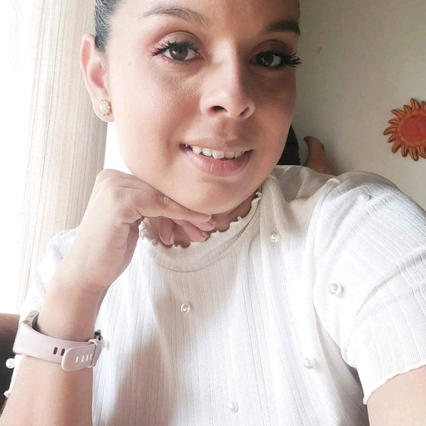 Joselyn - Prof ayuda con los deberes -