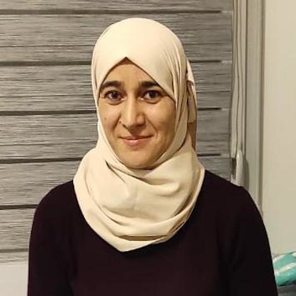 Rihab - Prof d'arabe - Cergy