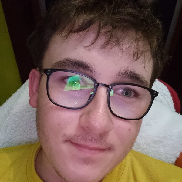 Nathaniel - Prof de français - Frameries