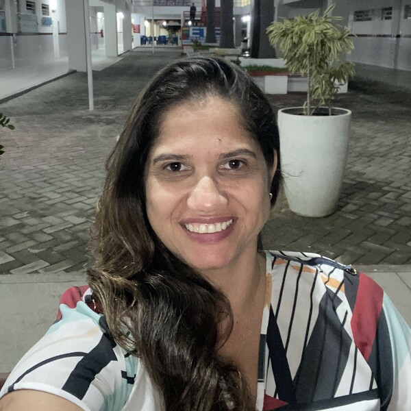 Érika - Professor de administração - Tabira