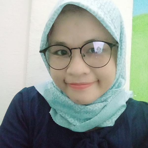 Dina - Guru matematika - 