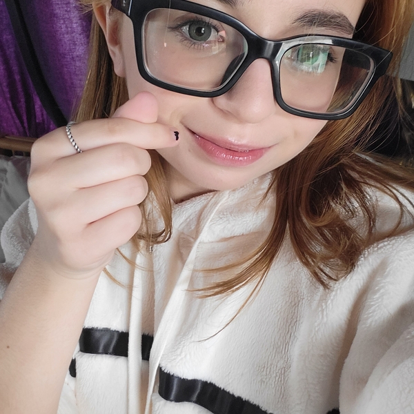 Mia - Creative writing tutor - El Cajon