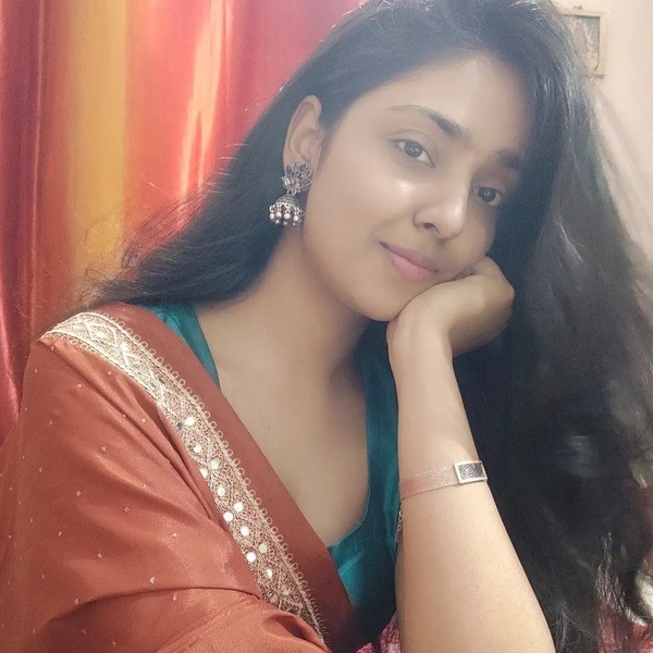Kratika Jain - Biology tutor - Bohich
