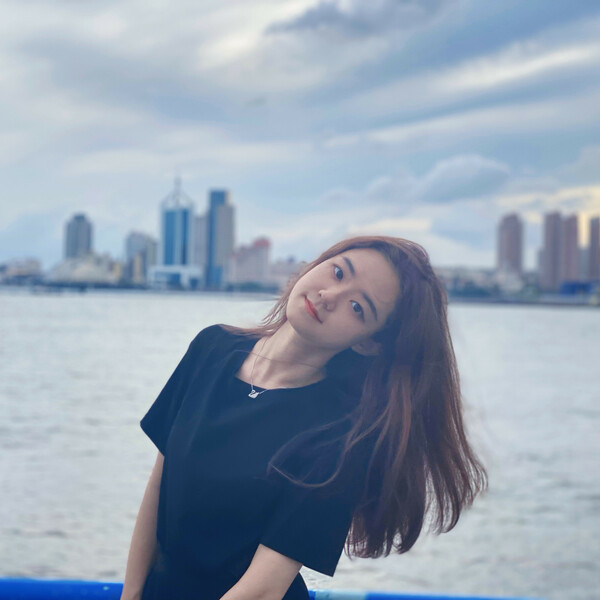 Christina - Chinese tutor - Dearing