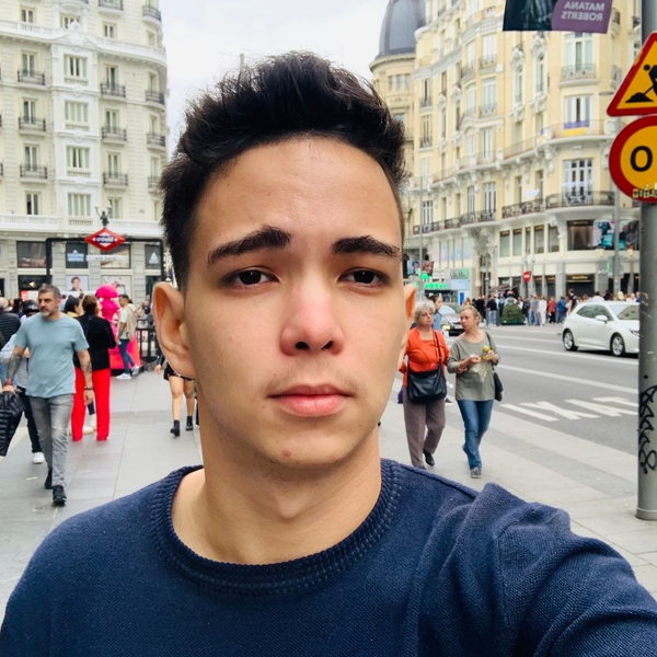 Erik - profesor de matemáticas - Linares