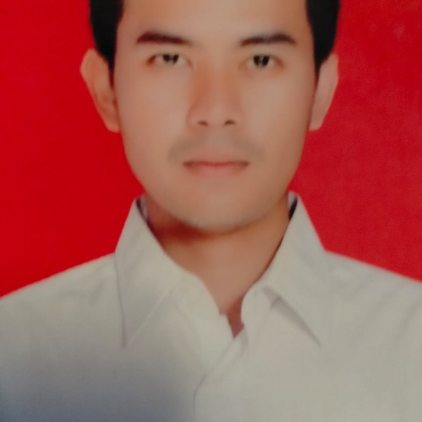 Aris - Guru initiation informatique - Cianjur