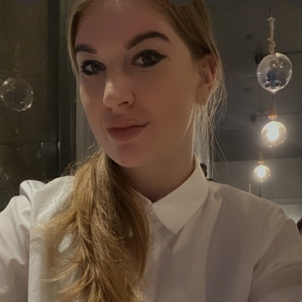 Tanya - Underviser i tysk - Odense