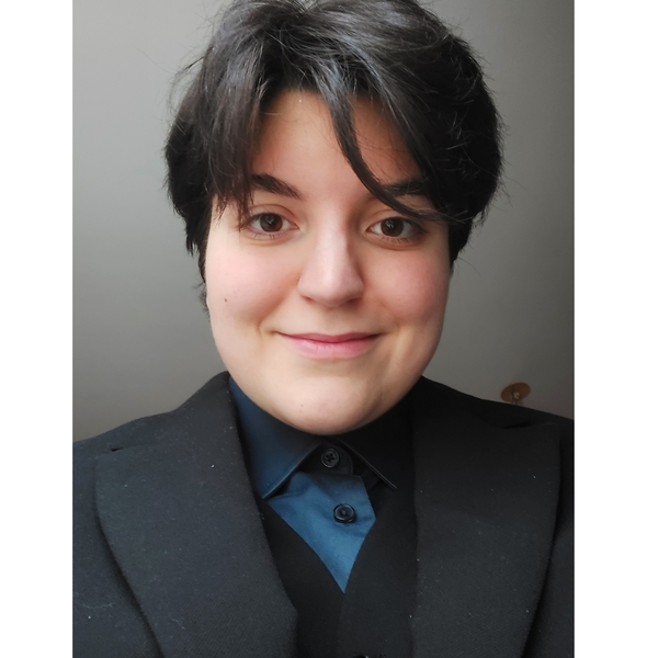 Chloé - Prof de droit civil - Tours