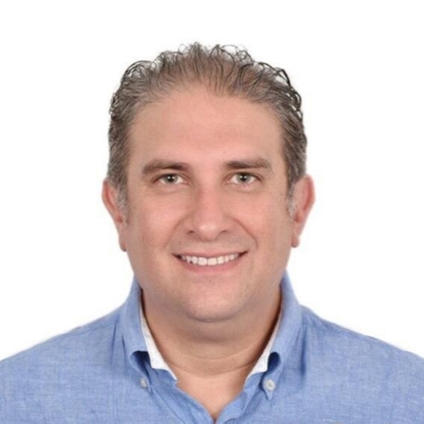 Victor Raul - Profesor lectura - Lima