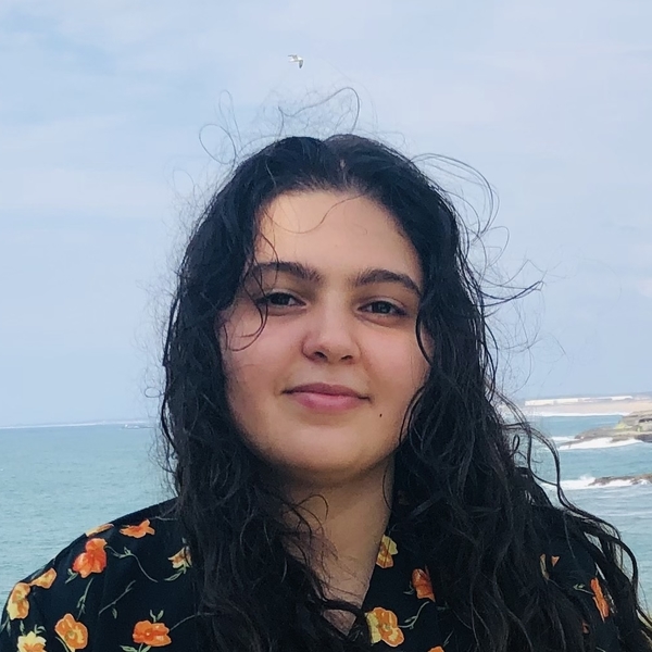 Hiba - Prof d'anglais - Bures-sur-Yvette