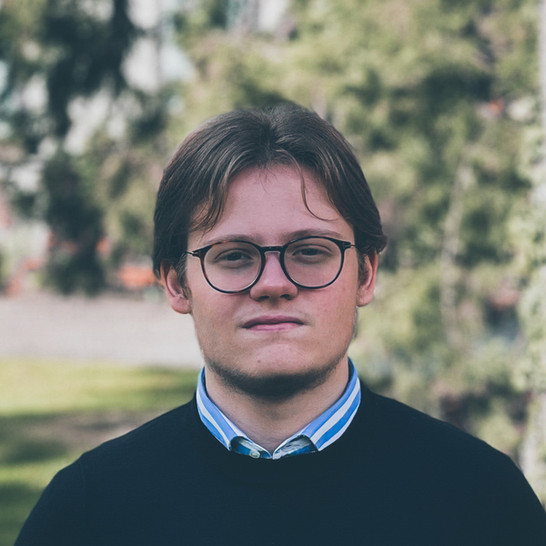 Romain - Prof d'histoire - Lyon