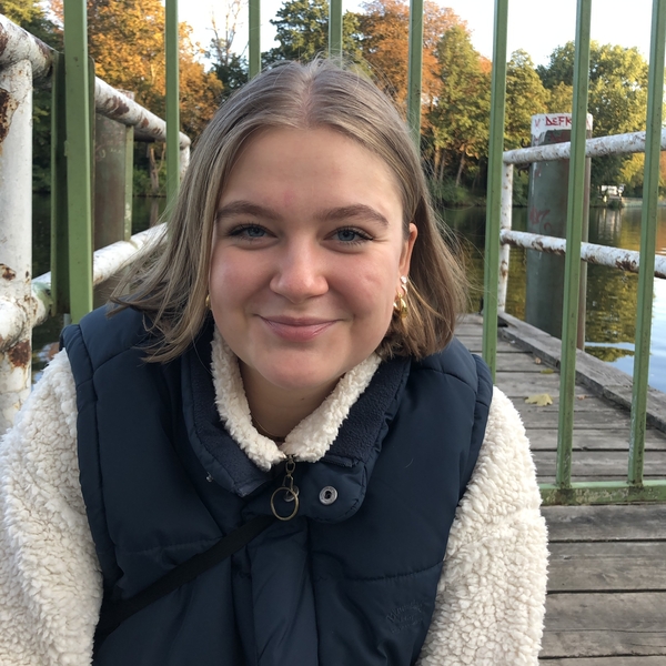 Mila Alicia - Mathelehrerin - Berlin
