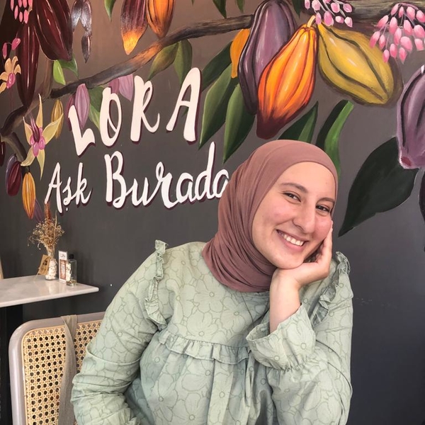 Leyla - Okul derslerine destek öğretmeni - Söke