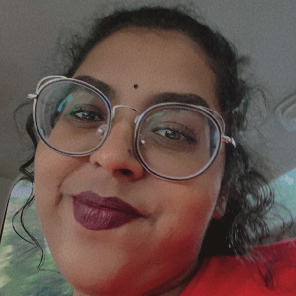 Yaashinie Kuala Lumpur, Intermediate experience in teaching English