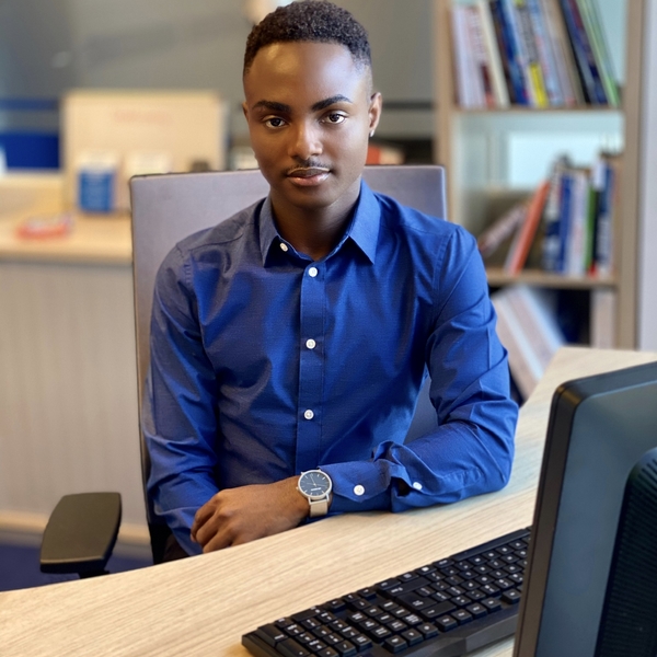 Romario - Leraar Engels - Arnhem