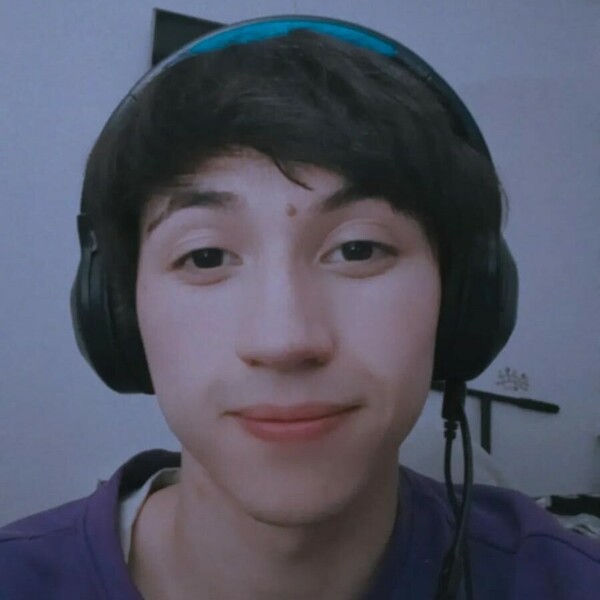 Diego - prof de Química - Yerbas Buenas