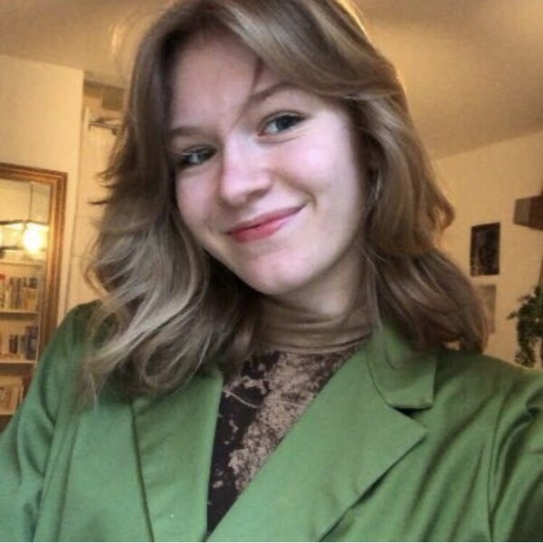 Juliette - Prof de maths - Avignon