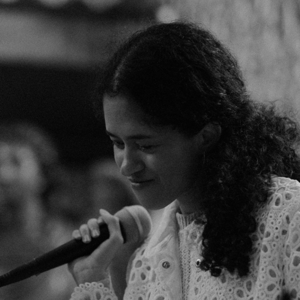 Ivanna Clase de Inglés (nivel hasta B1) guía para tener tuna