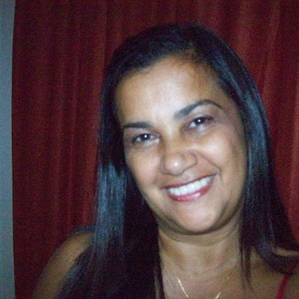 Eliane - Professor de língua portuguesa e literatura - Araucária