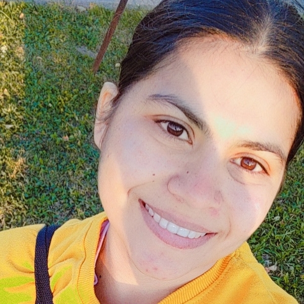 Ramanjot kaur - English tutor - Caledon