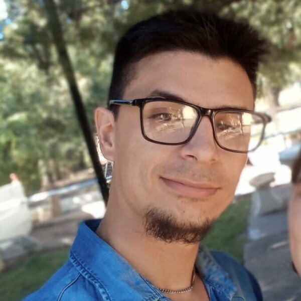 Nahuel - Profesor de matemática - Bahía Blanca
