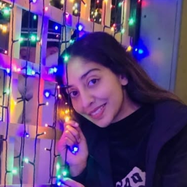 Rubina - Biology tutor - London
