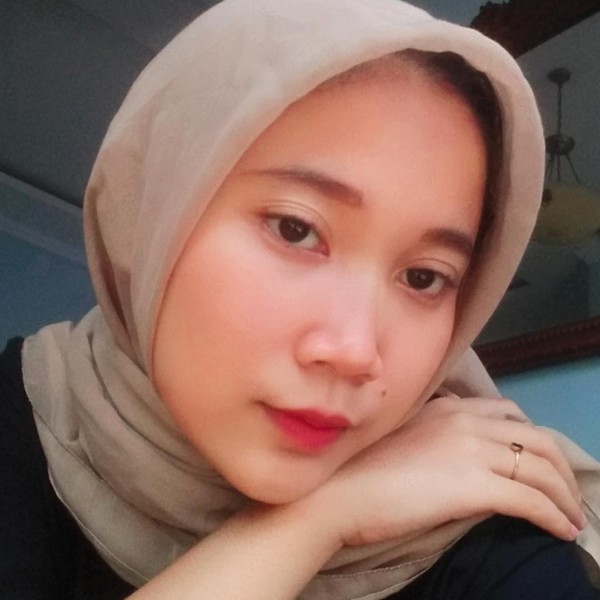 Alya - Guru matematika - 