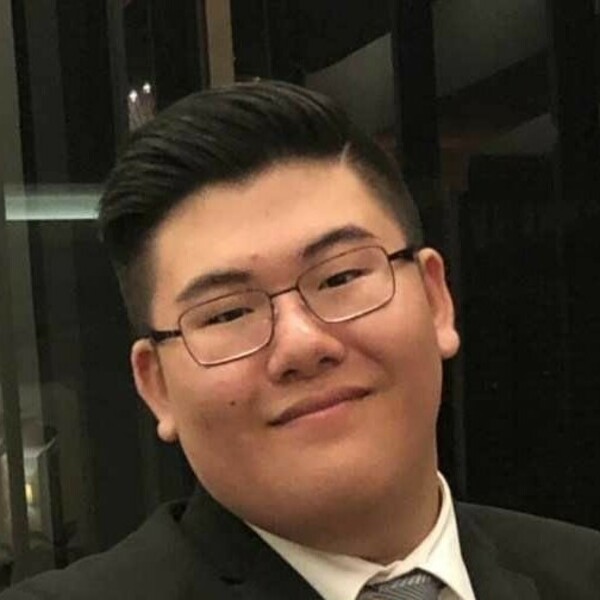 Dylan - Chinese tutor - Hope Island