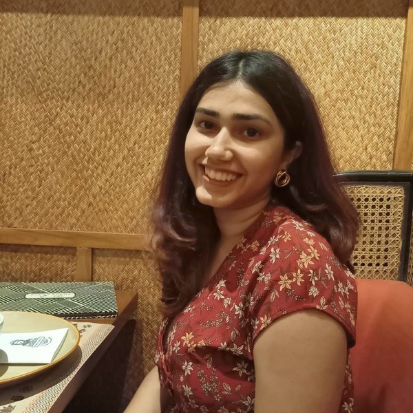 Himani - English tutor - 
