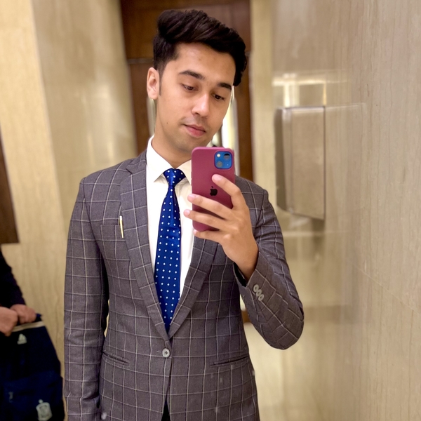 Aakash - History tutor - New Delhi