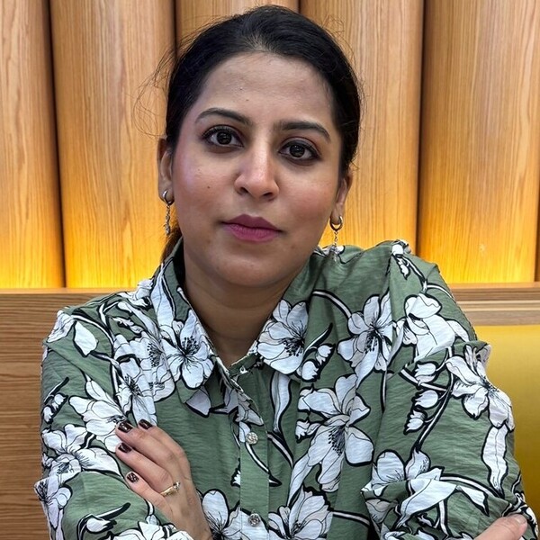 Aqsa - English tutor - New Delhi