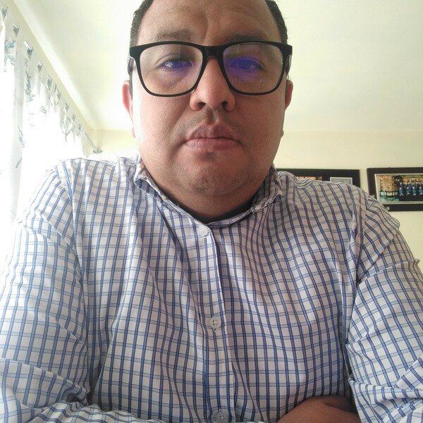 Uriel - profesor de derecho civil - Ciudad de México