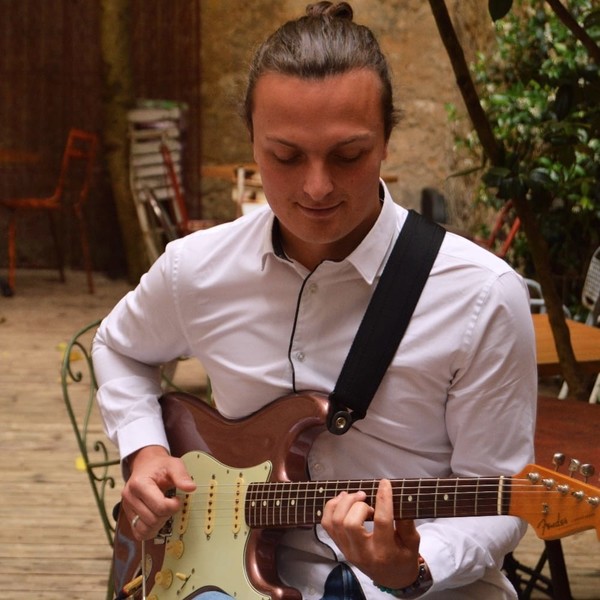 Nils - Prof de guitare - Bordeaux
