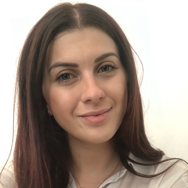 Giulia - Insegnante di aiuto compiti - Ferrara