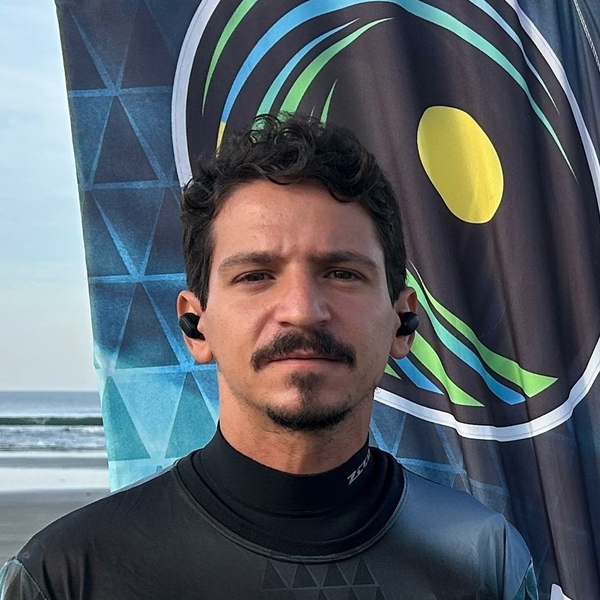 FELIPE - Professor de surfe - Praia Grande (São Paulo)