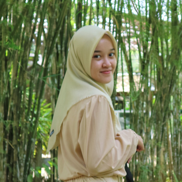 Fatika - Guru matematika - 