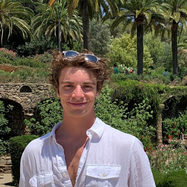 Eliott - Prof d'anglais - Menton
