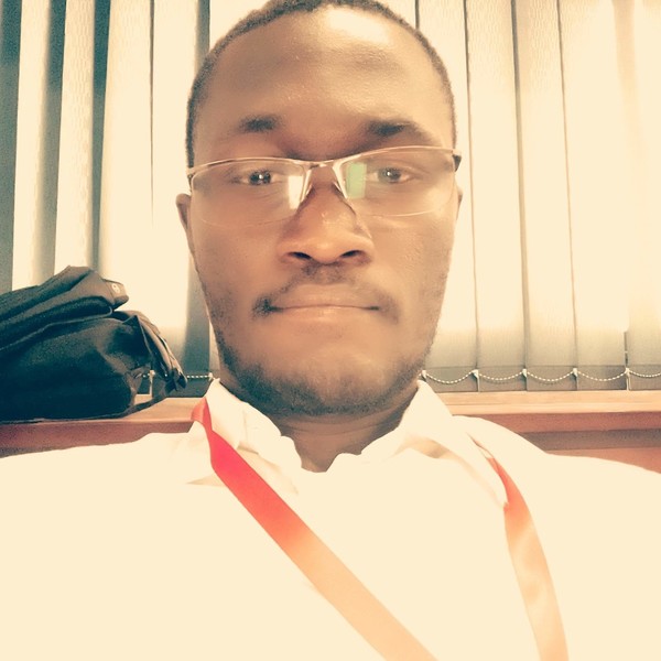 Steve - Prof d'aide à la rédaction de cv - lettre de motivation - Bruxelles