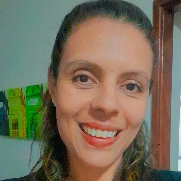 Cristiana - Professor de inglês - Campinas