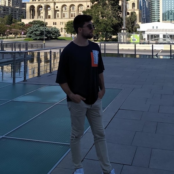 Berkay - Kodlama öğretmeni - Gönen