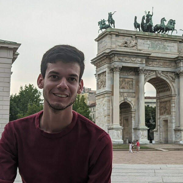 Jose - Spanish tutor - Remote