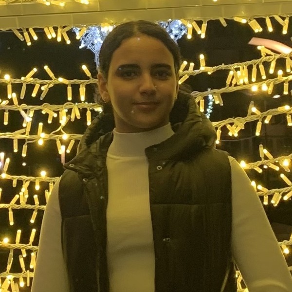 Inès - Prof de piano - Gesves