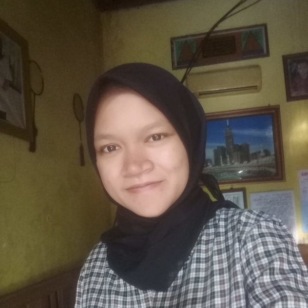 Dina - Guru matematika - Kecamatan Klojen