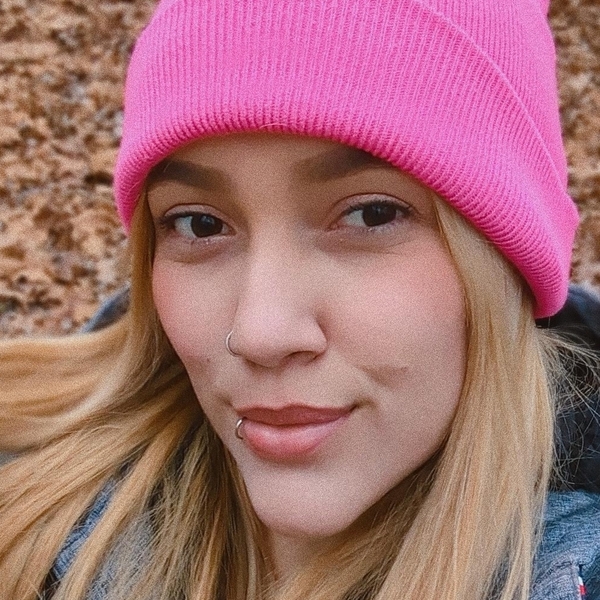 Angie - Spanish tutor - Dearing