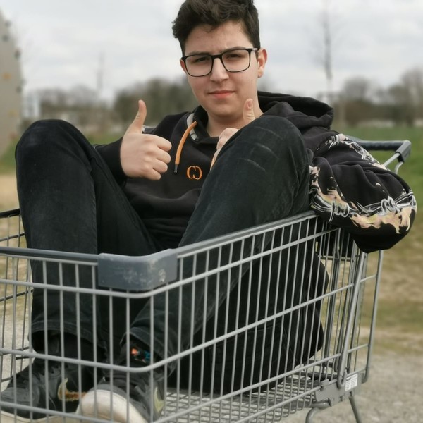 Luis - Lehrkraft für Mathematik - Moers