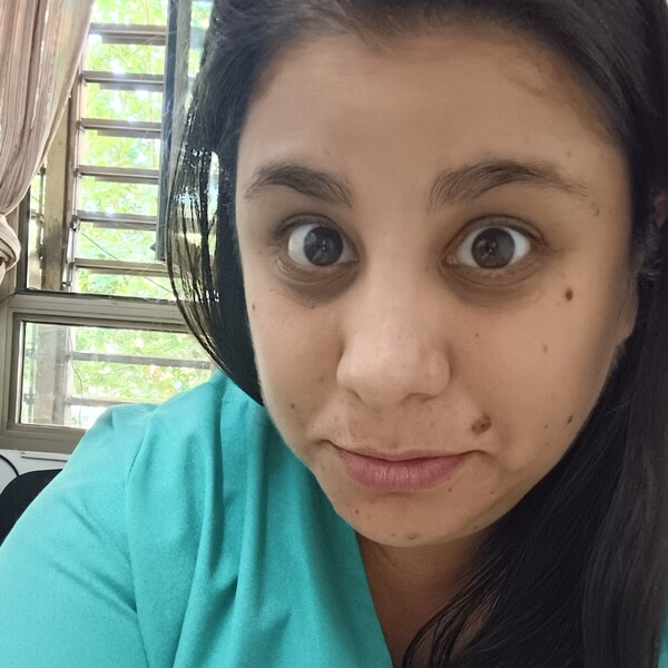 Analia - profesor de anatomía - Burzaco