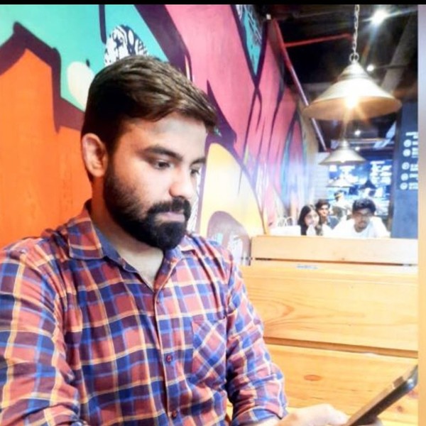 Dr Tarun - Biology teacher - New Delhi