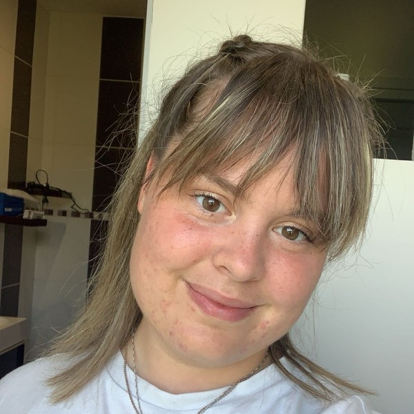 Alison - Prof de maths - Anould